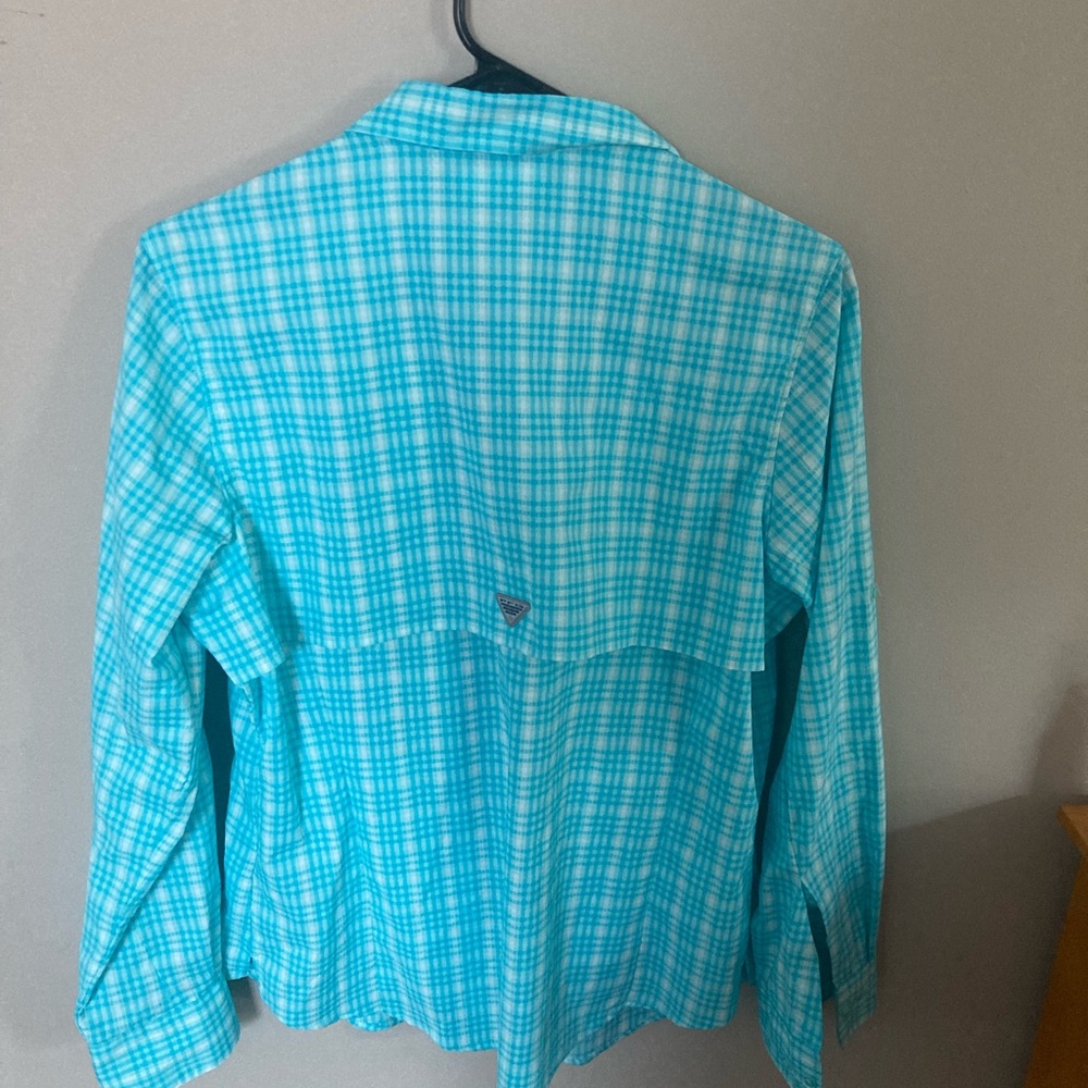 Columbia Teal Plaid Outdoor Button-Front Shirt - Picture 4 of 4